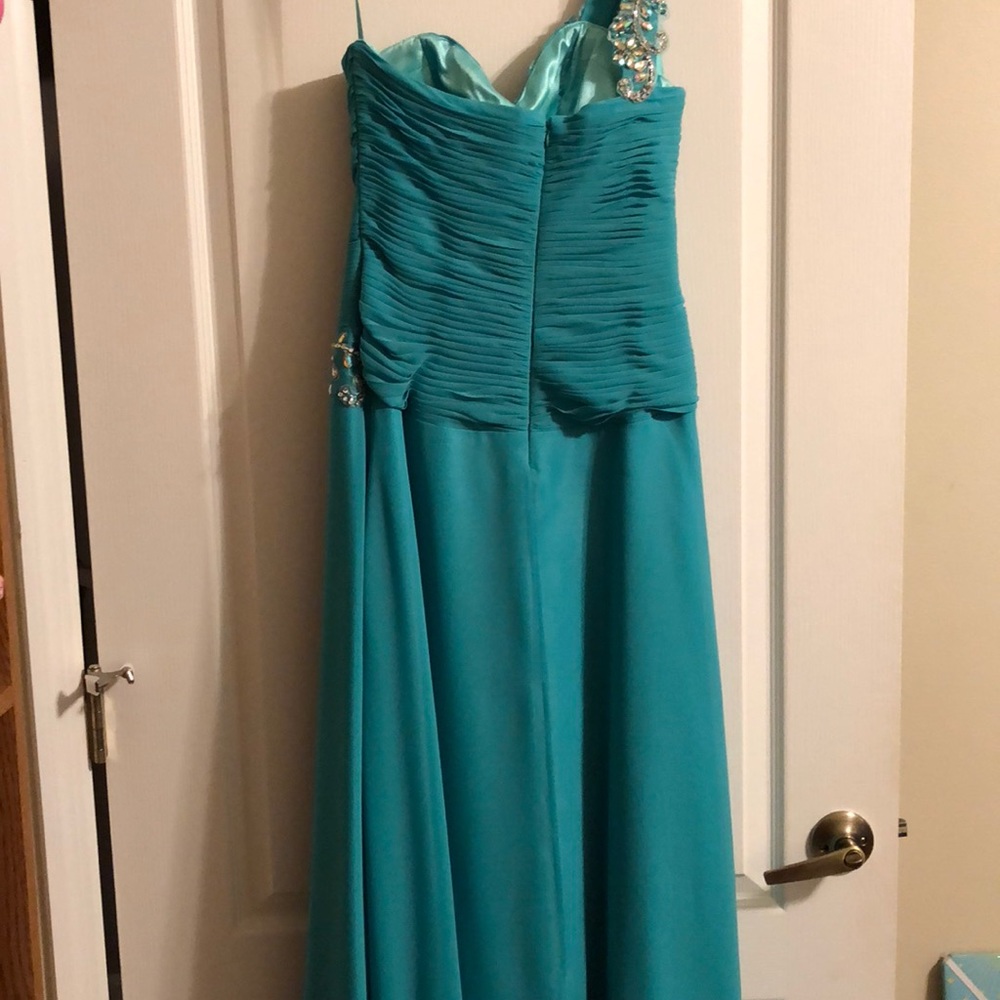 Prom Dress! - Picture 7 of 7